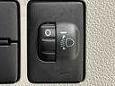 ＬＥＤヘッドランプ　セキュリティアラーム　コーナーセンサー　１４インチフルホイールキャップ　キーレスエントリー　電動格納式ドアミラー　ショツピングフック　マニュアルエアコン（広島県）の中古車