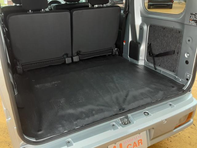 ハイゼットカーゴクルーズターボ　キーフリー　パワーウィンドゥワンオーナー　禁煙車　キーフリー　衝突回避支援システム　誤発信抑制制御機能　　マニュアルエアコン　パワーウインドウ　アイドリングストップ　リヤフルフラットシート　オーディオレス（埼玉県）の中古車