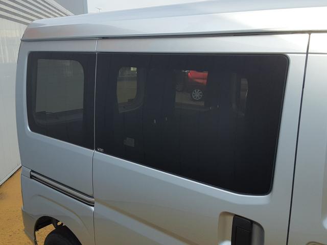 ハイゼットカーゴクルーズターボ　キーフリー　パワーウィンドゥワンオーナー　禁煙車　キーフリー　衝突回避支援システム　誤発信抑制制御機能　　マニュアルエアコン　パワーウインドウ　アイドリングストップ　リヤフルフラットシート　オーディオレス（埼玉県）の中古車