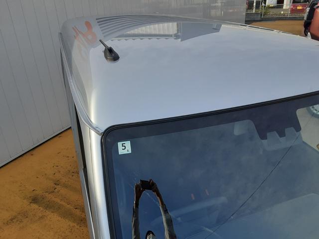 ハイゼットカーゴクルーズターボ　キーフリー　パワーウィンドゥワンオーナー　禁煙車　キーフリー　衝突回避支援システム　誤発信抑制制御機能　　マニュアルエアコン　パワーウインドウ　アイドリングストップ　リヤフルフラットシート　オーディオレス（埼玉県）の中古車