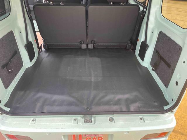 ハイゼットカーゴクルーズ／４ＷＤ／ワンオーナー　禁煙車　衝突回避支援システム　誤発進抑制制御機能　キーフリー　大型ＬＥＤ荷室灯　オーバーヘッドシェルフ　オートハイビーム　コーナーセンサー　リヤヒーター　スライドドアイージークローザー（埼玉県）の中古車