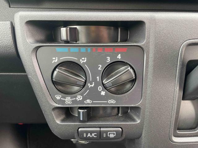 ハイゼットカーゴクルーズ／４ＷＤ／ワンオーナー　禁煙車　衝突回避支援システム　誤発進抑制制御機能　キーフリー　大型ＬＥＤ荷室灯　オーバーヘッドシェルフ　オートハイビーム　コーナーセンサー　リヤヒーター　スライドドアイージークローザー（埼玉県）の中古車