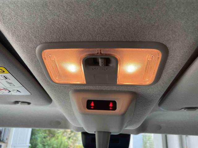 ムーヴキャンバスストライプスX キーフリー 両側電動スライドドアワンオーナー 禁煙車 両側電動スライドドア キーフリー 純正ホイールキャップ パワーウィンドウ 衝突回避支援システム 誤発進抑制制御機能 オートライト アイドリングストップ(埼玉県)の中古車