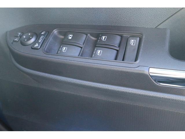 タントカスタムX 当店使用サービスカーUP車走行5031キロ サイドエアバッグ LEDヘッドランプ アイドリングストップ シートヒーター 両側電動スライドドア プッシュボタンスタート オート格納式ドアミラー(埼玉県)の中古車