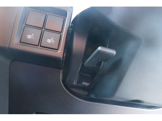 タントＸ　当店使用試乗車ＵＰ車走行２００７キロ　純正ナビ　左右シートヒーター　左パワースライドドア　クリアランスソナー（埼玉県）の中古車