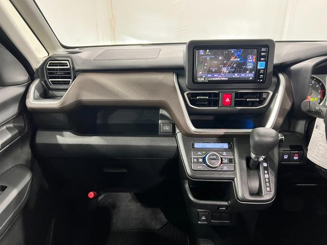 ムーヴＧ　走行３０５９キロ／ナビ／バックカメラ／片側電動スライド一年保証・走行距離無制限走行３０５９キロ　フルセグナビ　ブルートゥース　バックカメラ　クリアランスソナー　ＬＥＤヘッドライト　オートライト　片側電動スライドドア（埼玉県）の中古車