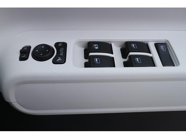 ムーヴキャンバスストライプスＧ　当店使用サービスカーＵＰ車（埼玉県）の中古車