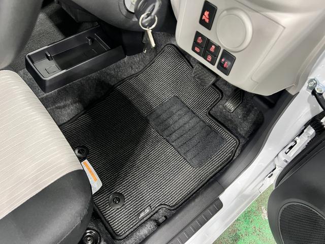 ミライースＸ　ＳＡIII　デモカーＵＰ車一年保証・走行距離無制限　走行９７５キロ　オートライト　オートマチックハイビーム　クリアランスソナー　アイドリングストップ（埼玉県）の中古車