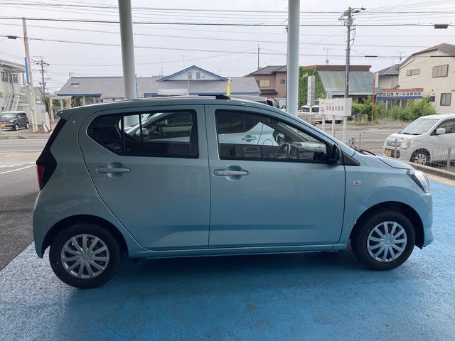 ミライースＬ　ＳＡIII１３インチフルホイールキャップ　マルチリフレクターハロゲンヘッドランプ　可倒式ドアミラー　自発光式デジタルメーターアンバーイルミネーションメーター　マニュアルエアコン（ダイヤル式）　キーレスエントリー（静岡県）の中古車