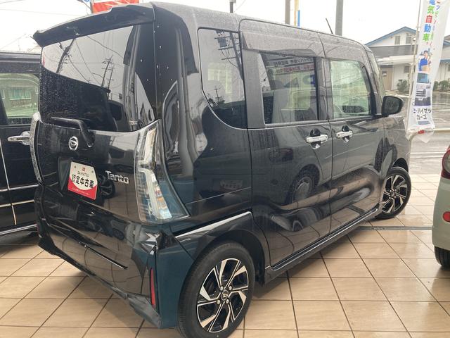 タントカスタムＸ１４インチアルミホイール　大型エアロバンパー　フルＬＥＤヘッドランプ　オート格納式カラードドアミラー　両側パワースライドドア　キーフリーシステム　プッシュボタンスタート（静岡県）の中古車