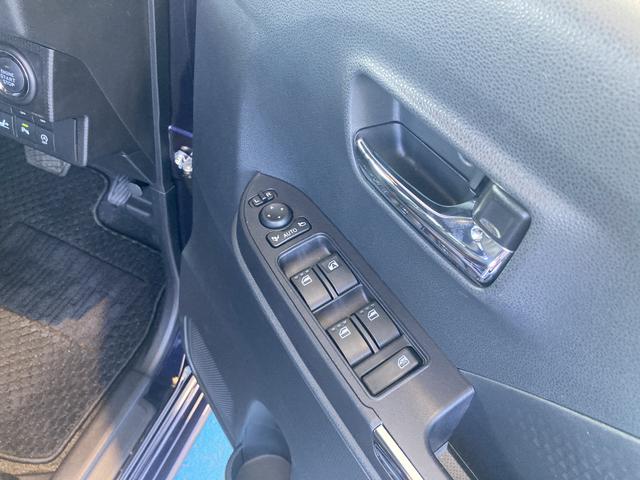 タントカスタムRS15インチアルミホイール キーフリーシステム プッシュボタンスタート オートエアコン(プッシュ式) フルLEDヘッドランプ オート格納式カラードドアミラー 本革巻ステアリングホイール(静岡県)の中古車