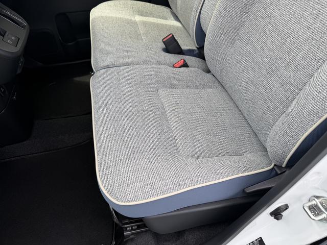 ムーヴキャンバスストライプスＧ　ＬＥＤヘッドランプ／シートヒーター／マット１年保証距離無制限　純正マット　サイドエアバッグ　ＬＥＤヘッドランプ　アイドリングストップ　シートヒーター　両側電動スライドドア　プッシュボタンスタート　キーフリー（埼玉県）の中古車