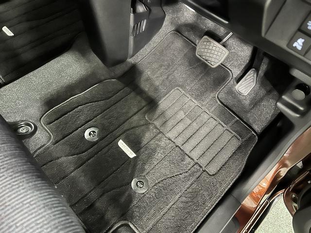 ムーヴRS 走行200キロ/ディスプレイオーディオ/純正マット1年保証距離無制限 走行距離200キロ ディスプレイオーディオ パノラマモニター ブルートゥース 純正マット サイドエアバッグ LEDヘッドランプ アイドリングストップ 両側電動スライドドア(埼玉県)の中古車