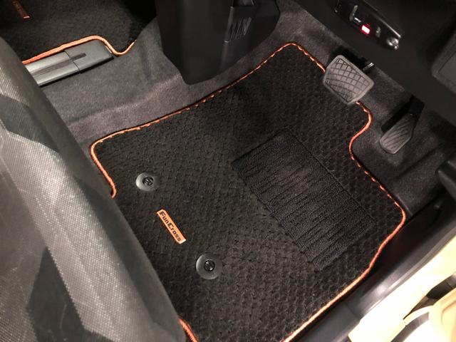 タントファンクロスターボ　走行５８６０キロ／９型ナビ／ドラレコ１年保証距離無制限　走行距離５８６０キロ　９インチフルセグナビ　バックカメラ　ドラレコ　純正マット　サイドエアバッグ　ＬＥＤヘッドランプ　アイドリングストップ　シートヒーター　オート格納式ドアミラー（埼玉県）の中古車