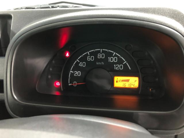 スーパーキャリイX 4WD/走行16184キロ/CDチューナー/マット1年保証距離無制限 走行距離16184キロ マニュアル車 4WD CDチューナー フロアマット 荷台作業灯 マニュアルエアコン(埼玉県)の中古車
