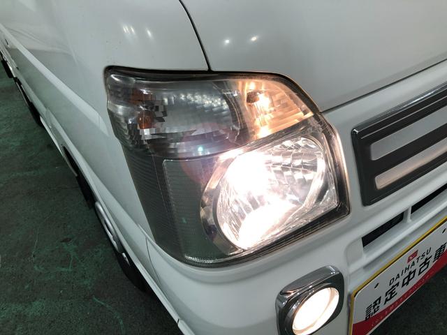 スーパーキャリイX 4WD/走行16184キロ/CDチューナー/マット1年保証距離無制限 走行距離16184キロ マニュアル車 4WD CDチューナー フロアマット 荷台作業灯 マニュアルエアコン(埼玉県)の中古車