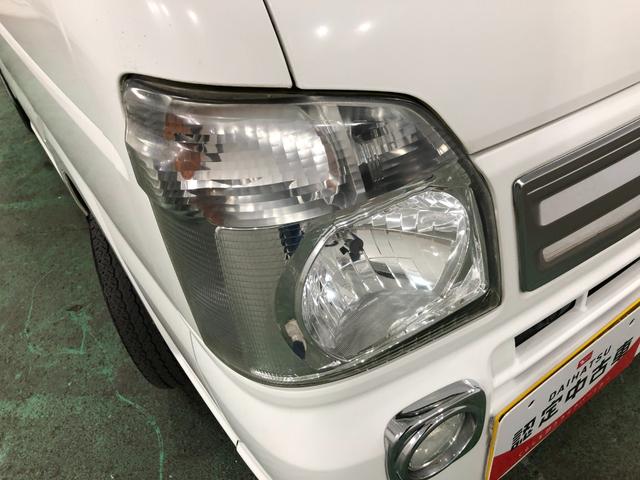 スーパーキャリイX 4WD/走行16184キロ/CDチューナー/マット1年保証距離無制限 走行距離16184キロ マニュアル車 4WD CDチューナー フロアマット 荷台作業灯 マニュアルエアコン(埼玉県)の中古車