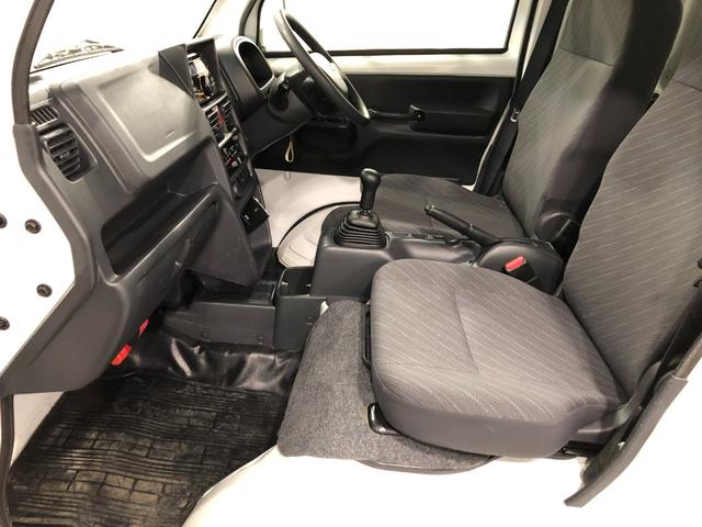 スーパーキャリイX 4WD/走行16184キロ/CDチューナー/マット1年保証距離無制限 走行距離16184キロ マニュアル車 4WD CDチューナー フロアマット 荷台作業灯 マニュアルエアコン(埼玉県)の中古車