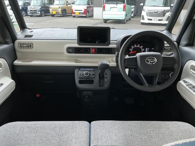 ムーヴキャンバスストライプスＸ／走行８３０キロ／オーディオレス（埼玉県）の中古車