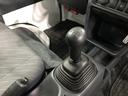 １年保証距離無制限　走行距離１６１８４キロ　マニュアル車　４ＷＤ　ＣＤチューナー　フロアマット　荷台作業灯　マニュアルエアコン（埼玉県）の中古車