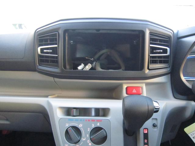 ミライースＸ　リミテッドＳＡIII１年保証距離無制限　オーディオレス　走行７３６１キロ　キーレス　パワーウインドウ　運転席助手席エアバック　コーナーセンサー　ＡＢＳ（埼玉県）の中古車