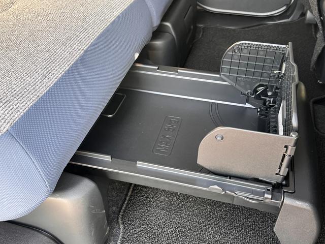 ムーヴキャンバスストライプスＧ　ディスプレイオーディオ　バックモニター１年保証距離無制限　走行１００Ｋ　コーナーセンサー　ディスプレイオーディオ　バックモニター　両側電動スライドドア　ＡＢＳ　シートヒーター　ホットドリンクホルダー　キーフリー　リヤシートスライド（埼玉県）の中古車