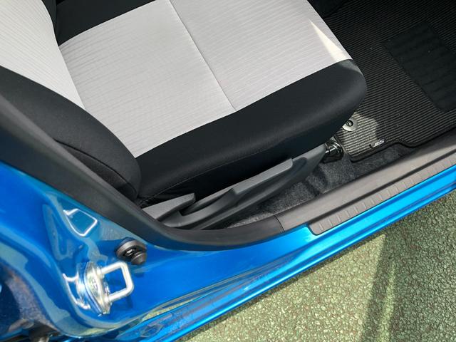 ミライースＧ　ＳＡIII　走行６４キロ／純正フルセグナビバックカメラ１年保証距離無制限　走行距離６４キロ　純正フルセグナビ　バックカメラ　純正マット　ＬＥＤヘッドランプ　アイドリングストップ　シートヒーター　オート格納式ドアミラー　プッシュボタンスタート　キーフリー（埼玉県）の中古車