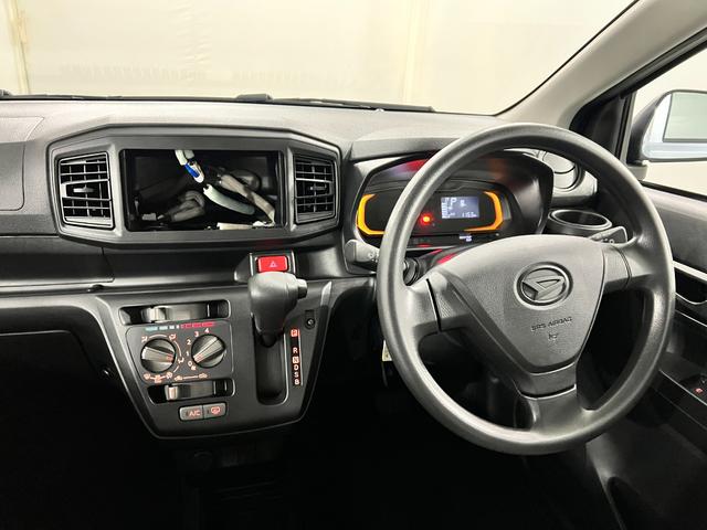 ミライースL SAIII 走行1153キロ/社用車/オートライト1年保証距離無制限 走行距離1153キロ マット 助手席エアバッグ クリアランスソナー オートマチックハイビーム アイドリングストップ(埼玉県)の中古車