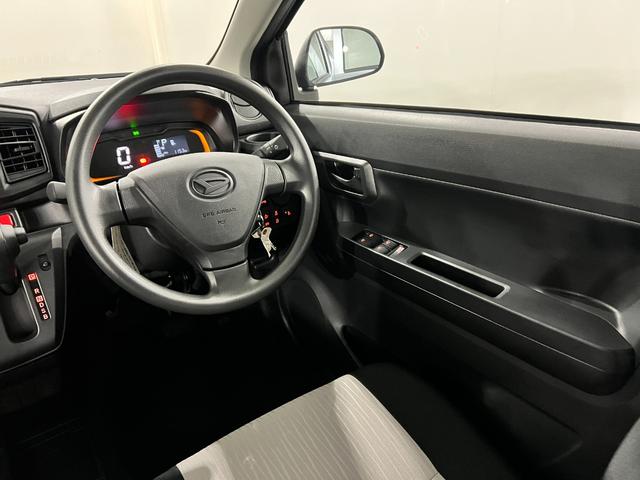 ミライースL SAIII 走行1153キロ/社用車/オートライト1年保証距離無制限 走行距離1153キロ マット 助手席エアバッグ クリアランスソナー オートマチックハイビーム アイドリングストップ(埼玉県)の中古車