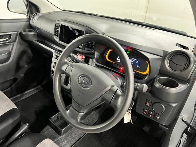 ミライースL SAIII 走行1153キロ/社用車/オートライト1年保証距離無制限 走行距離1153キロ マット 助手席エアバッグ クリアランスソナー オートマチックハイビーム アイドリングストップ(埼玉県)の中古車