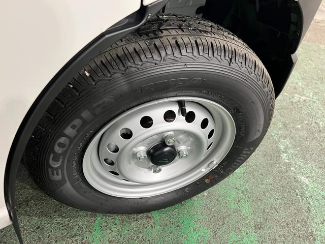 ハイゼットカーゴスペシャル　走行６キロ／ＦＭＡＭラジオ／オートライト１年保証距離無制限　走行距離６キロ　ＦＭＡＭラジオ　助手席エアバック　クリアランスソナー　オートマチックハイビーム　オートライト　アイドリングストップ　両側スライドドア（埼玉県）の中古車