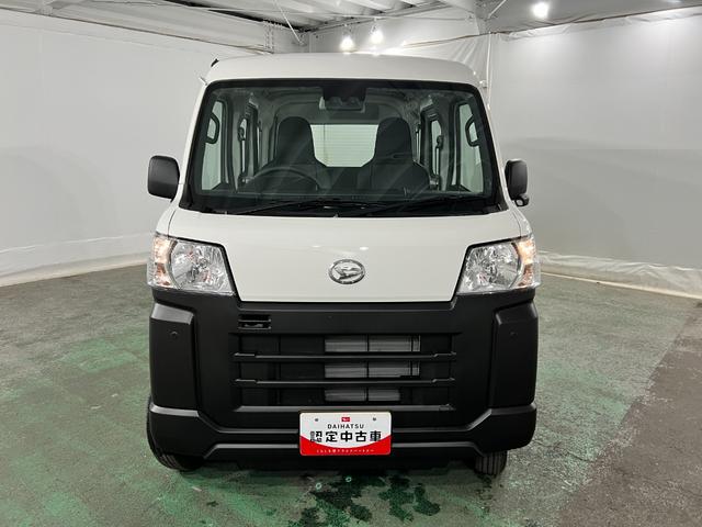 ハイゼットカーゴスペシャル　走行６キロ／ＦＭＡＭラジオ／オートライト１年保証距離無制限　走行距離６キロ　ＦＭＡＭラジオ　助手席エアバック　クリアランスソナー　オートマチックハイビーム　オートライト　アイドリングストップ　両側スライドドア（埼玉県）の中古車
