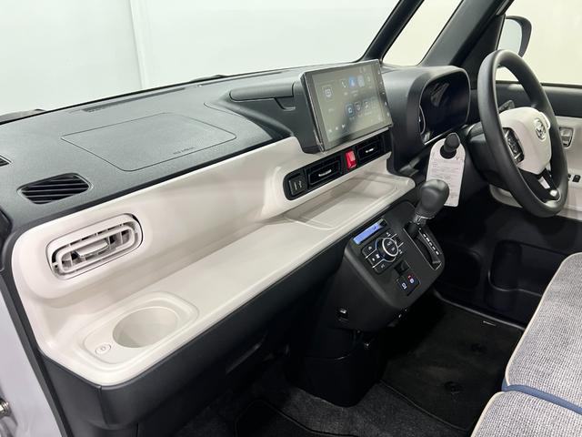 ムーヴキャンバスストライプスGターボ 走行320キロ/ディスプレイオーディオ一年保証・走行距離無制限 走行320キロ ディスプレイオーディオ バックカメラ サイドエアバック クリアランスソナー オートライト LEDヘッドライト シートヒーター 両側電動スライドドア(埼玉県)の中古車