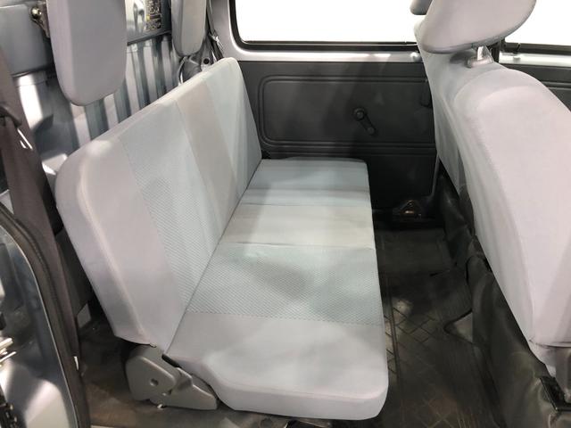 ハイゼットバンデッキバン　４ＷＤ／走行２９１５６キロ／ワンセグナビ１年保証距離無制限　走行距離２９１５６キロ　４ＷＤ　ワンセグナビ　バックカメラ　純正フロアマット　助手席エアバック　マニュアルエアコン（埼玉県）の中古車
