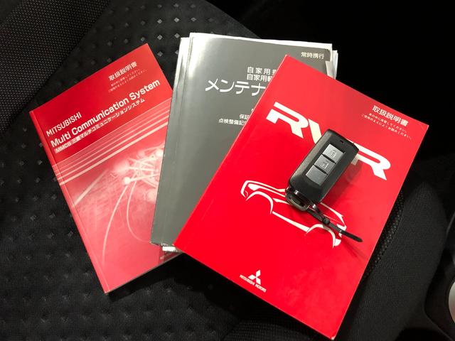 ＲＶＲＧ　車検整備付／走行距離６２５６７キロ／ワンセグナビ１年保証距離無制限　車検整備付　走行距離６２５６７キロ　ワンセグナビ　バックカメラ　純正カーペットマット　バイザー　オートライト　ＨＩＤヘッドランプ（東京都）の中古車