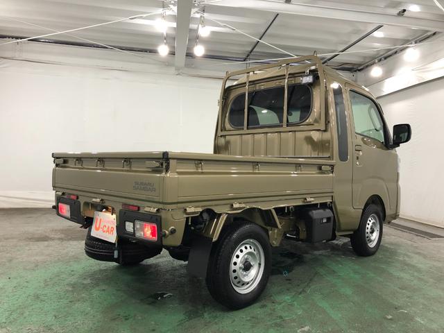 サンバートラックグランドキャブ　４ＷＤ　走行距離１３キロ　大型荷台作業灯１年保証距離無制限　走行距離１３キロ　４ＷＤ　大型荷台作業灯　オートライト　ＬＥＤヘッドランプ　アイドリングストップ　プッシュボタンスタート（埼玉県）の中古車