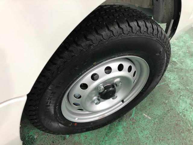 サンバートラックＴＡ　４ＷＤ／走行距離１０キロ／大型荷台作業灯１年保証距離無制限　走行距離１０キロ　４ＷＤ　大型荷台作業灯　ＦＭＡＭラジオ　オートライト　アイドリングストップ（埼玉県）の中古車