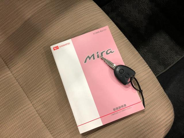 ミラＸリミテッド　車検整備付／走行距離５３９３９キロ１年保証距離無制限　車検整備付　走行距離５３９３９キロ　純正カーペットマット　ロングバイザー（埼玉県）の中古車