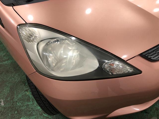 フィットシーズ　車検整備・純正ワンセグナビ・ＥＴＣ１年保証距離無制限　走行距離１１０７４６キロ　純正ワンセグナビ　純正カーペットマット　ロングバイザー　車検整備付　マニュアルエアコン（埼玉県）の中古車