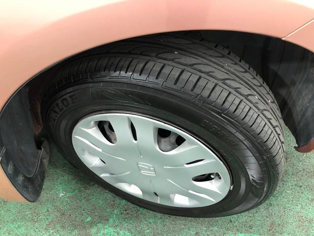 フィットシーズ　車検整備・純正ワンセグナビ・ＥＴＣ１年保証距離無制限　走行距離１１０７４６キロ　純正ワンセグナビ　純正カーペットマット　ロングバイザー　車検整備付　マニュアルエアコン（埼玉県）の中古車