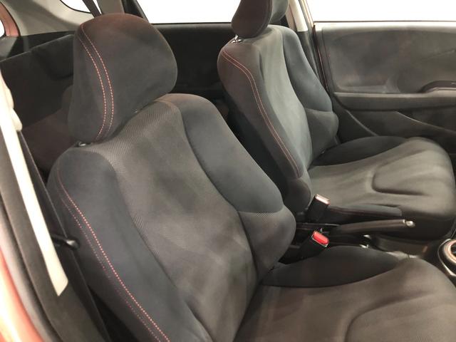 フィットシーズ　車検整備・純正ワンセグナビ・ＥＴＣ１年保証距離無制限　走行距離１１０７４６キロ　純正ワンセグナビ　純正カーペットマット　ロングバイザー　車検整備付　マニュアルエアコン（埼玉県）の中古車