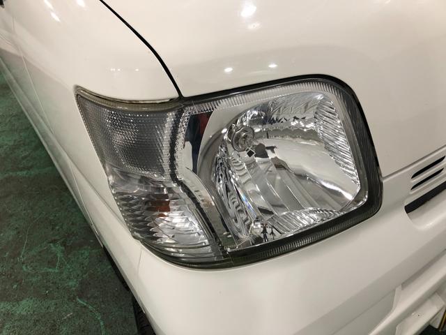 ハイゼットカーゴＤＸ　車検整備付／走行距離１３７２８１キロ／ＦＭＡＭラジオ１年保証距離無制限　車検整備付　走行距離１３７２８２キロ　ＦＭＡＭラジオ　純正フロアマット　マニュアルエアコン　ロングバイザー（埼玉県）の中古車