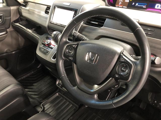 フリード＋Ｇ・ホンダセンシング　４ＷＤ／車検整備付／ナビ／ＴＶ１年保証距離無制限　走行距離１０９０４３キロ　ナビ　ＴＶ　バックカメラ　ＬＥＤオートライト　シートヒーター　両側パワースライドドア　ＤＶＤ再生　横滑り防止システム　スマートアシスト　Ｌアシスト（埼玉県）の中古車