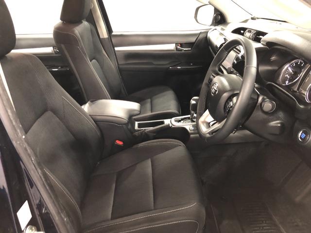 ハイラックスＺ　４ＷＤ／軽油／車検整備付／走行距離２９５８６キロ／ナビ１年保証距離無制限　走行距離２９５８６キロ　４ＷＤ　軽油　走行距離２９５８６キロ　フルセグナビ　ブルートゥース　ドラレコ　フロアマット　サイドエアバッグ　ＬＥＤヘッドランプ　アイドリングストップ（埼玉県）の中古車