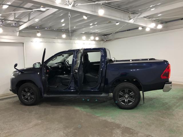 ハイラックスＺ　４ＷＤ／軽油／車検整備付／走行距離２９５８６キロ／ナビ１年保証距離無制限　走行距離２９５８６キロ　４ＷＤ　軽油　走行距離２９５８６キロ　フルセグナビ　ブルートゥース　ドラレコ　フロアマット　サイドエアバッグ　ＬＥＤヘッドランプ　アイドリングストップ（埼玉県）の中古車