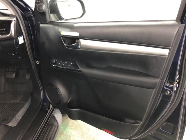 ハイラックスＺ　４ＷＤ／軽油／車検整備付／走行距離２９５８６キロ／ナビ１年保証距離無制限　走行距離２９５８６キロ　４ＷＤ　軽油　走行距離２９５８６キロ　フルセグナビ　ブルートゥース　ドラレコ　フロアマット　サイドエアバッグ　ＬＥＤヘッドランプ　アイドリングストップ（埼玉県）の中古車