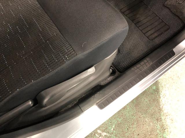ムーヴカスタム　Ｘ　雹害／走行距離４６５０３キロ／ＣＤチューナー１年保証距離無制限　走行距離４６５０３キロ　ＣＤチューナー　純正カーペットマット　助手席エアバッグ　ＬＥＤヘッドランプ　アイドリングストップ　プッシュボタンスタート　電動格納式ドアミラー　キーフリー（埼玉県）の中古車
