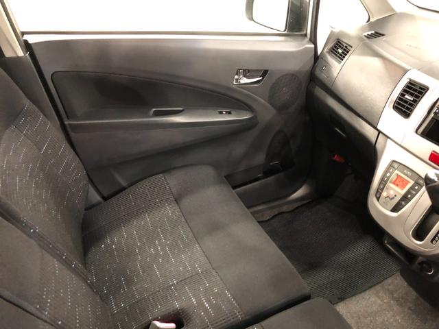 ムーヴカスタム　Ｘ　雹害／走行距離４６５０３キロ／ＣＤチューナー１年保証距離無制限　走行距離４６５０３キロ　ＣＤチューナー　純正カーペットマット　助手席エアバッグ　ＬＥＤヘッドランプ　アイドリングストップ　プッシュボタンスタート　電動格納式ドアミラー　キーフリー（埼玉県）の中古車