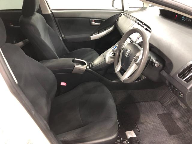 プリウスＳツーリングセレクション　修復歴／車検整備付／純正マット１年保証距離無制限　走行距離１１２０４３キロ　車検整備付　純正カーペットマット　助手席エアバッグ　サイドエアバッグ　オートライト　ＬＥＤヘッドランプ　電動格納式ドアミラー（埼玉県）の中古車