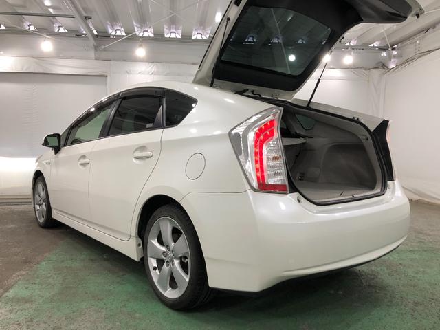 プリウスＳツーリングセレクション　修復歴／車検整備付／純正マット１年保証距離無制限　走行距離１１２０４３キロ　車検整備付　純正カーペットマット　助手席エアバッグ　サイドエアバッグ　オートライト　ＬＥＤヘッドランプ　電動格納式ドアミラー（埼玉県）の中古車